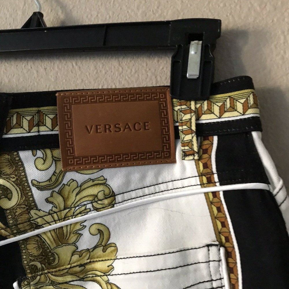 VERSACE Renaissance Print Denim Shorts - Picture 12 of 13